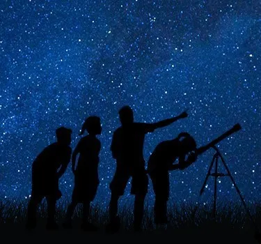 Cielo Nocturno en Vivo: Transmisiones y Veladas desde el Planetario Cha'an Ka'an