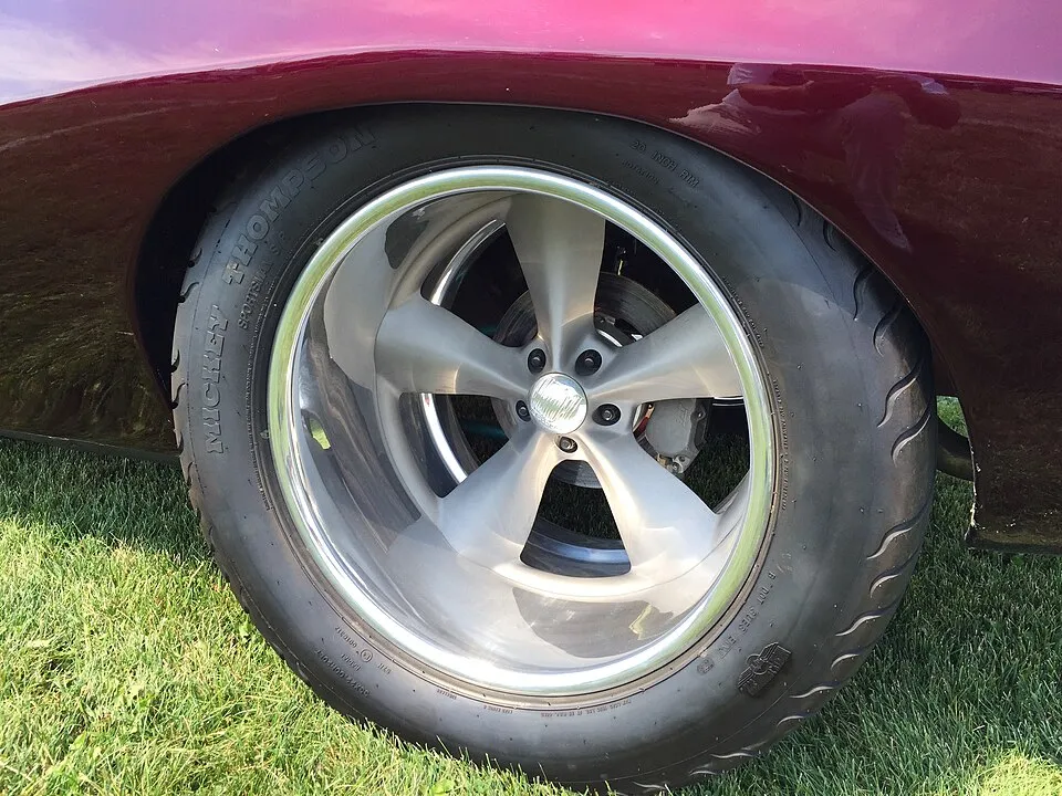 Illustration: ¿Cómo configurar los neumáticos Mickey Thompson para excursiones en Cozumel?