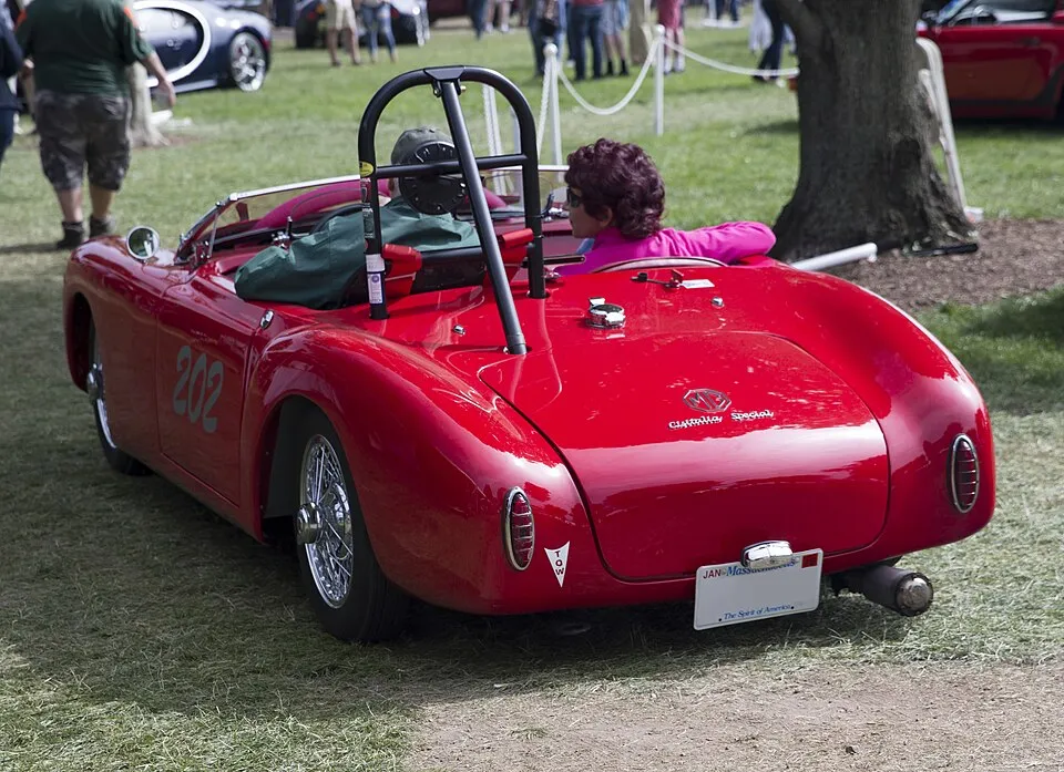 Illustration: ¿Por qué los neumáticos Mickey Thompson son ideales para el terreno de Cozumel?